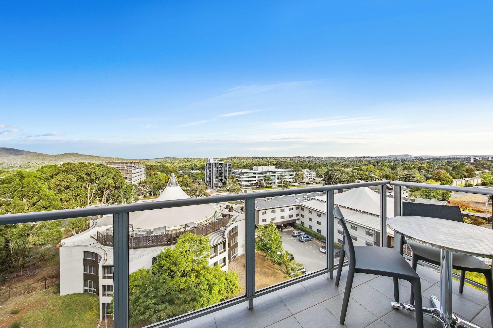 Adina Serviced Apartments Canberra Dickson Exterior foto