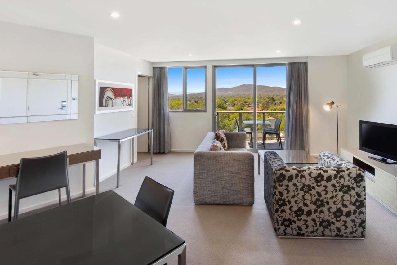 Adina Serviced Apartments Canberra Dickson Exterior foto